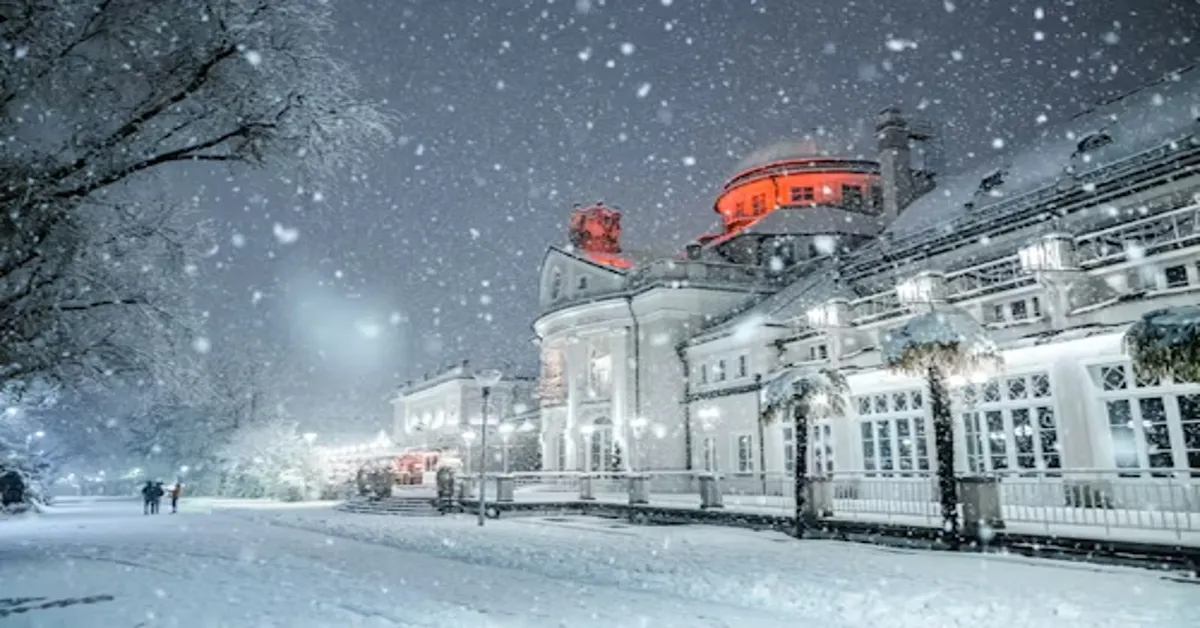 Snowbreak Locate Uninterruptible Power Supply